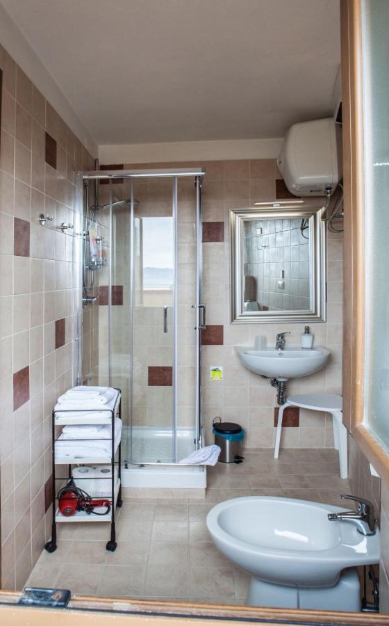 Studio Apartments Centro Storico Via Manno Cagliari Kültér fotó