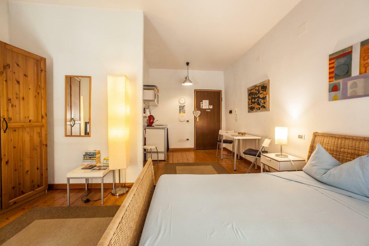 Studio Apartments Centro Storico Via Manno Cagliari Kültér fotó